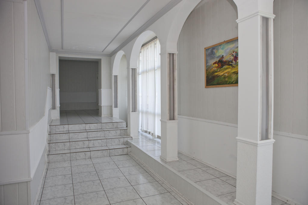 Hotel Pectoral On Khortytsia Zaporizhia Exterior foto