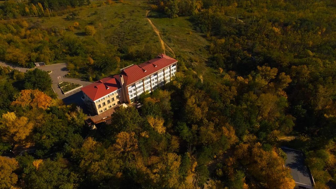 Hotel Pectoral On Khortytsia Zaporizhia Exterior foto